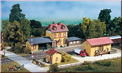 015-15102 - 1:87 Startset Bahnhof Wachstädt